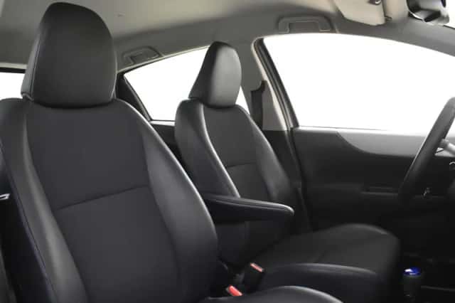 Toyota Yaris (2013) thumbnail 4