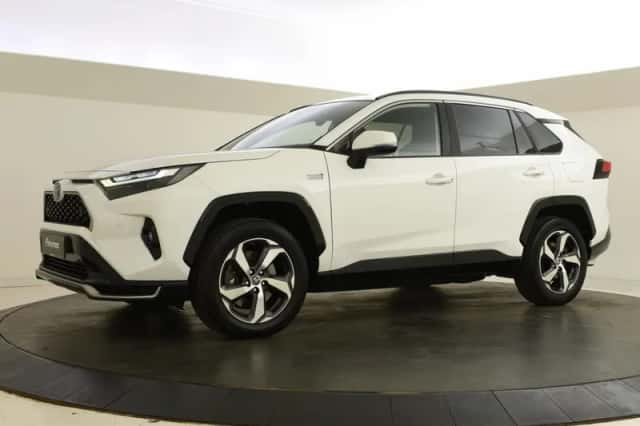 Toyota RAV4 (2022) thumbnail 5