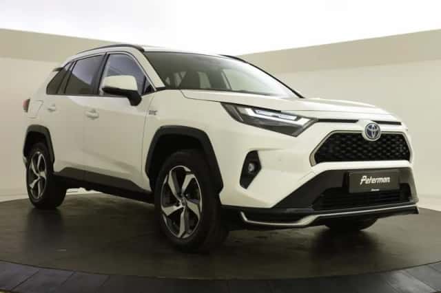 Toyota RAV4 (2022) thumbnail 6