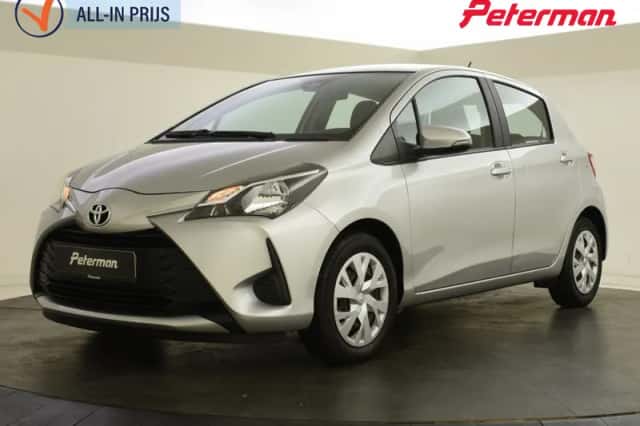 Toyota Yaris (2017) thumbnail 1