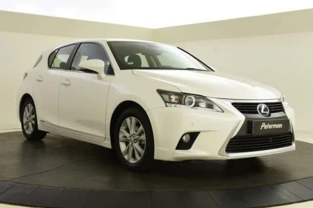 Lexus CT (2015) thumbnail 2