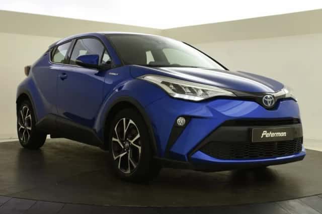 Toyota C-HR (2020) thumbnail 2