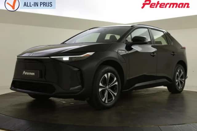 Toyota bZ4X (2023) thumbnail 1
