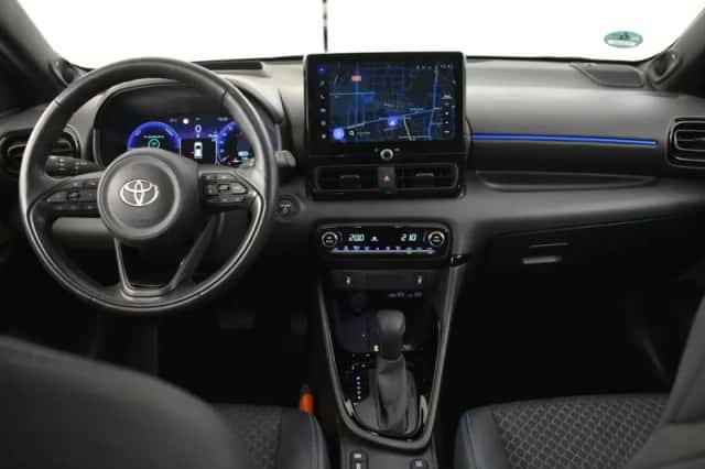 Toyota Yaris (2024) thumbnail 4