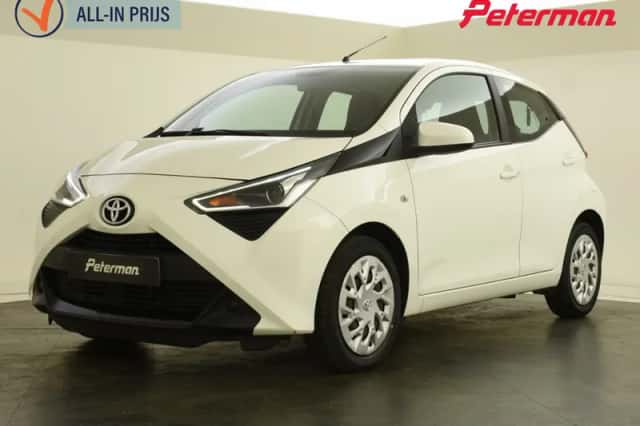 Toyota Aygo (2018) thumbnail 1