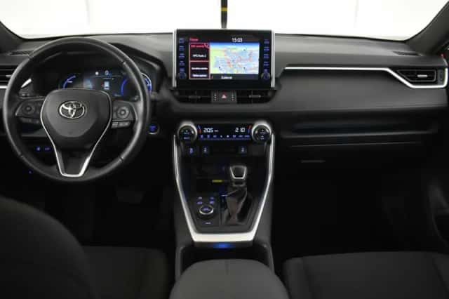 Toyota RAV4 (2022) thumbnail 4