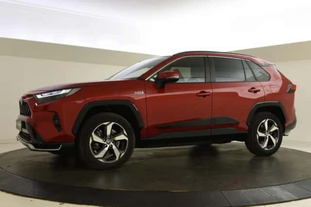 Toyota RAV4 (2022) thumbnail 5
