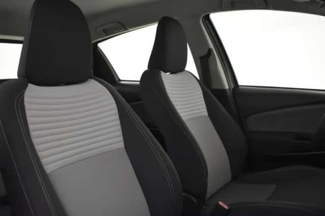 Toyota Yaris (2018) thumbnail 3
