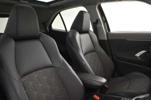 Toyota Yaris Cross (2022) thumbnail 3