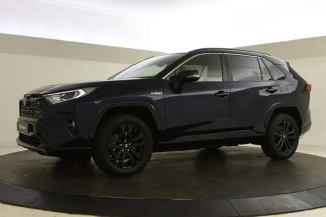 Toyota RAV4 (2021) thumbnail 5