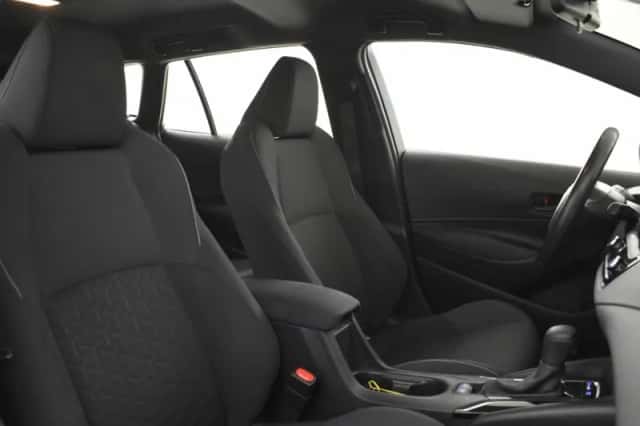 Toyota Corolla (2019) thumbnail 3