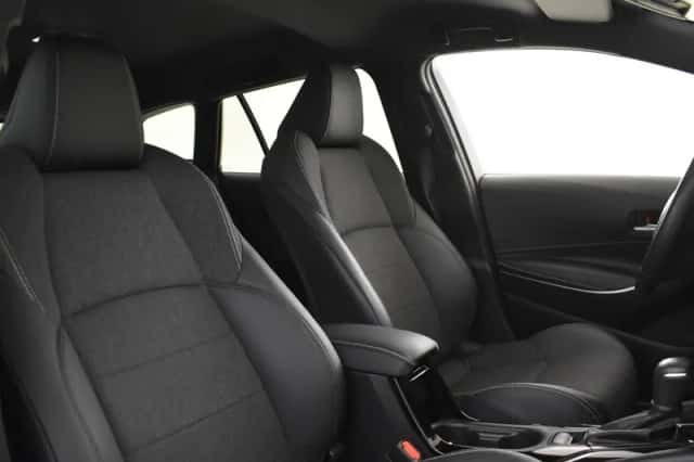 Toyota Corolla (2024) thumbnail 4