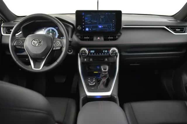 Toyota RAV4 (2023) thumbnail 4