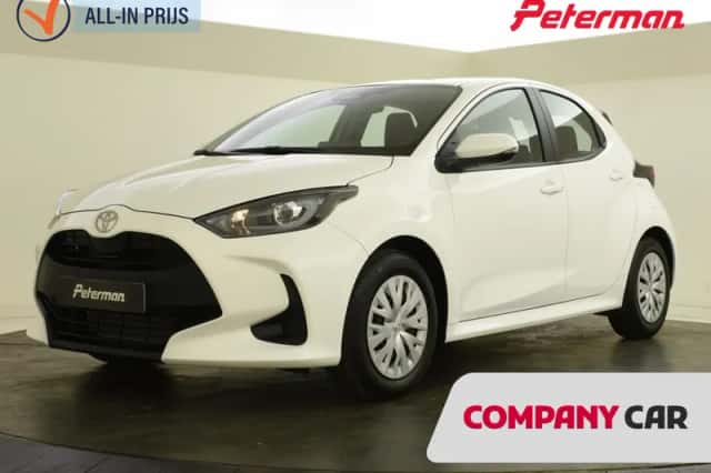 Toyota Yaris (2025) thumbnail 1