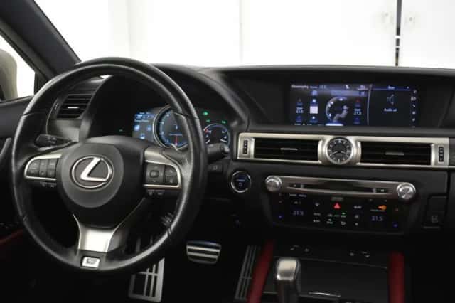 Lexus GS (2017) thumbnail 5