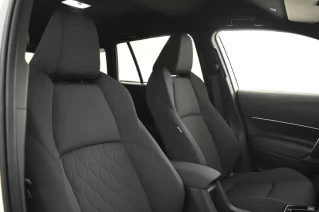 Toyota Corolla Cross (2026) thumbnail 4