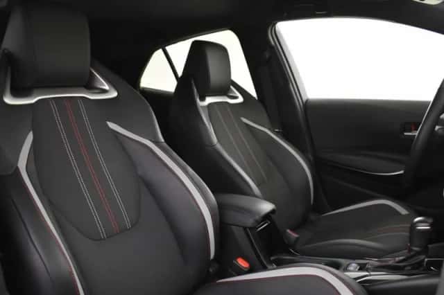 Toyota Corolla (2023) thumbnail 3