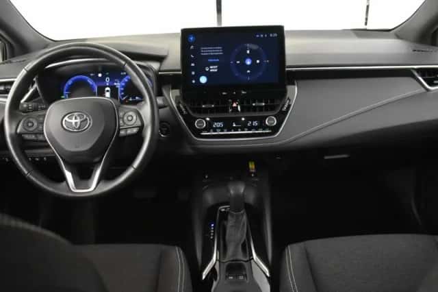 Toyota Corolla (2024) thumbnail 4