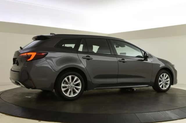 Toyota Corolla (2024) thumbnail 6