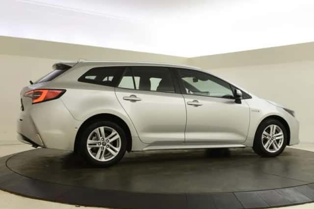 Toyota Corolla (2020) thumbnail 2