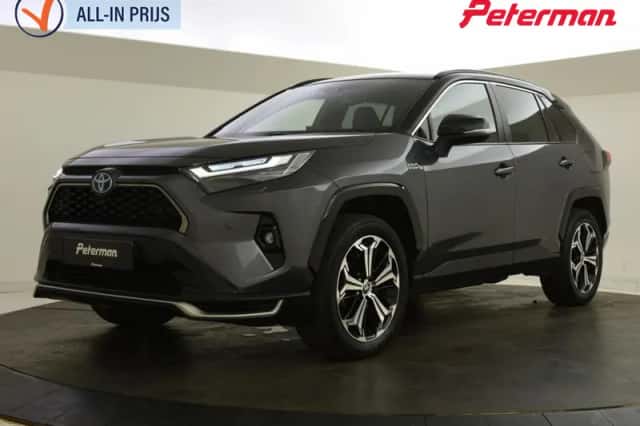 Toyota RAV4 (2022) thumbnail 1