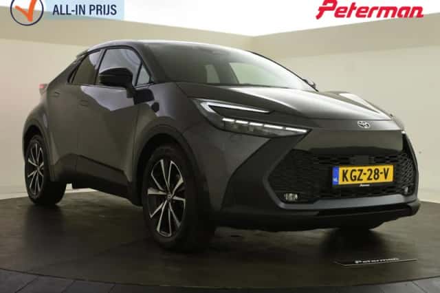 Toyota C-HR (2024) thumbnail 1