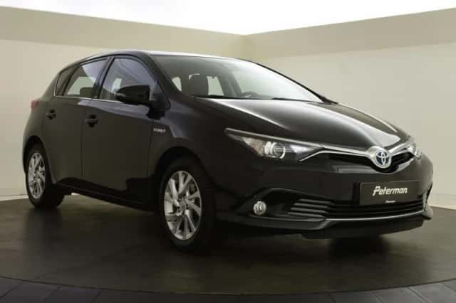 Toyota Auris (2016) thumbnail 2