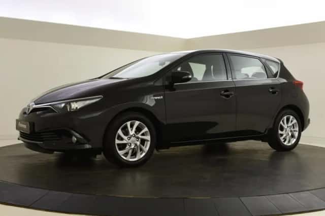 Toyota Auris (2016) thumbnail 5