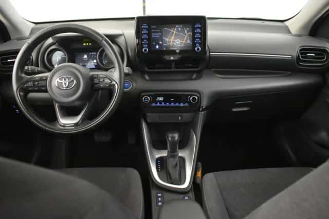 Toyota Yaris (2020) thumbnail 4