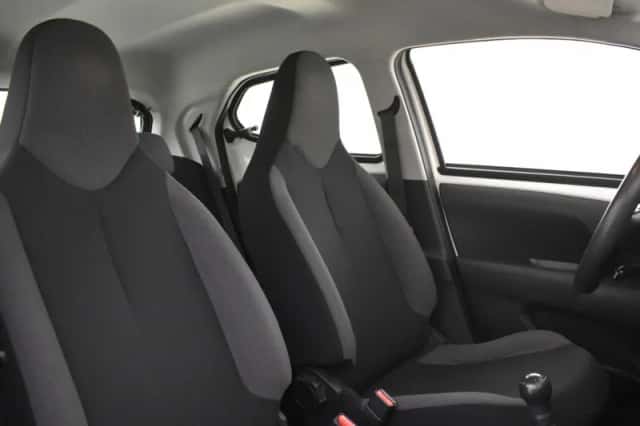Toyota Aygo (2018) thumbnail 4