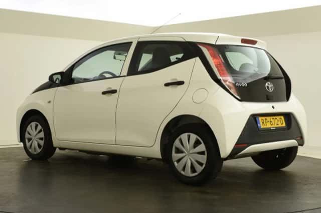 Toyota Aygo (2018) thumbnail 6