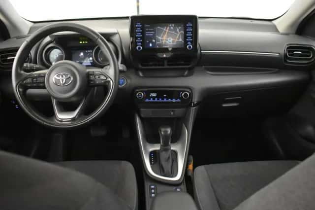 Toyota Yaris (2020) thumbnail 4