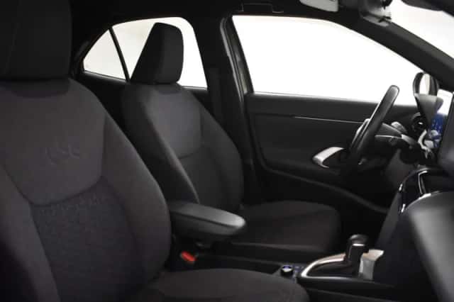 Toyota Yaris Cross (2022) thumbnail 3