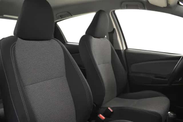 Toyota Yaris (2016) thumbnail 4