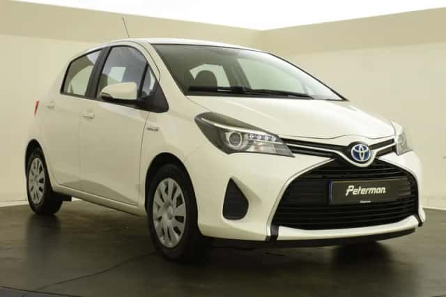 Toyota Yaris (2016) thumbnail 5