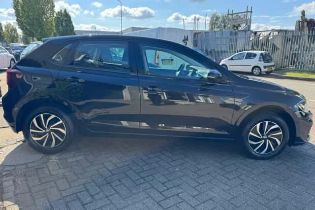 Volkswagen Polo (2022) thumbnail 4