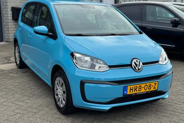 Volkswagen Up! (2019) thumbnail 3