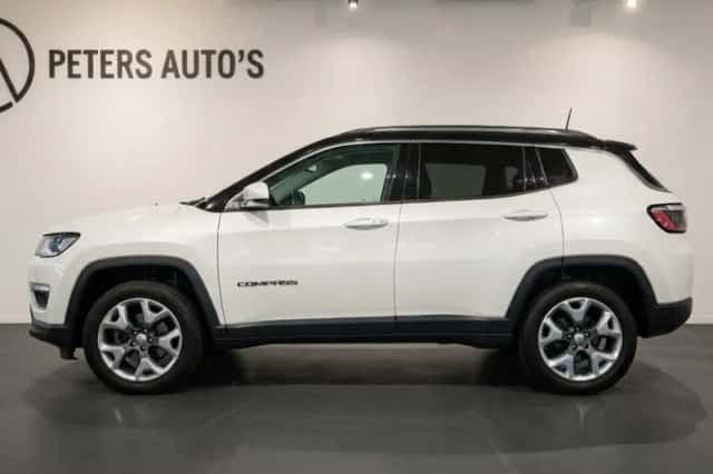 Jeep Compass (2018) thumbnail 2