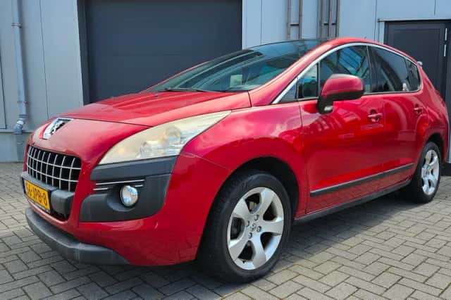Peugeot 3008 (2009) thumbnail 1