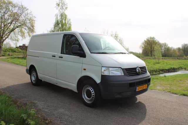 Volkswagen Transporter (2006) thumbnail 6