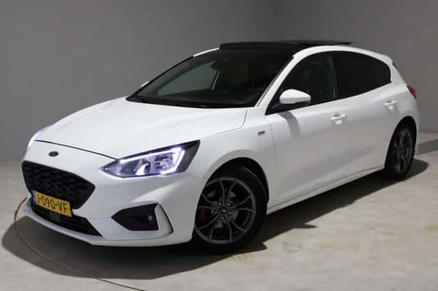 Ford Focus (2020) thumbnail 1