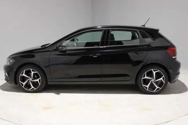 Volkswagen Polo (2019) thumbnail 2