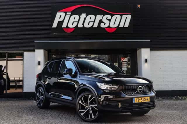 Volvo XC40 (2018) thumbnail 1