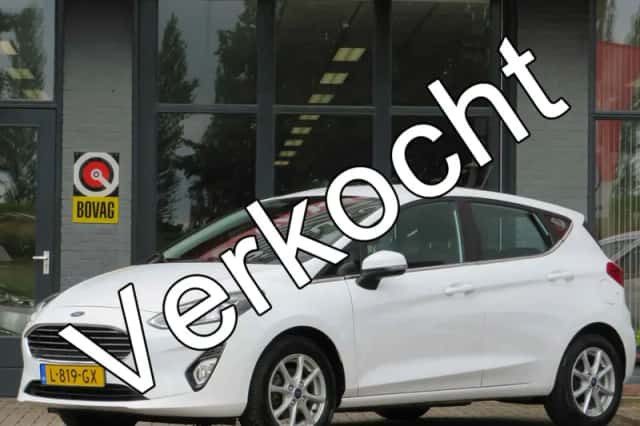 Ford Fiesta (2021) thumbnail 1
