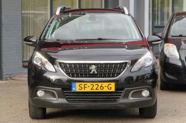 Peugeot 2008 (2018) thumbnail 5
