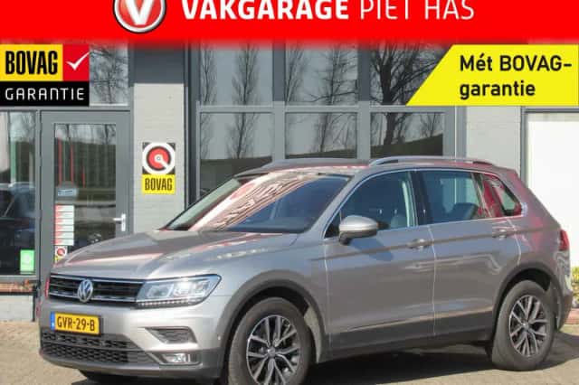 Volkswagen Tiguan (2019) thumbnail 1