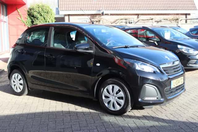 Peugeot 108 (2021) thumbnail 4