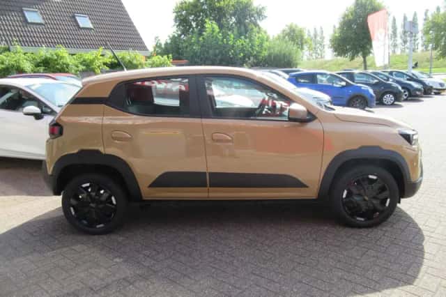 Dacia Spring (2025) thumbnail 4