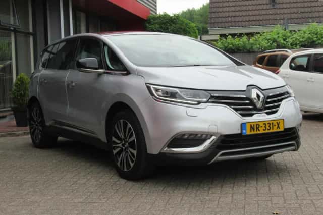 Renault Espace (2017) thumbnail 3