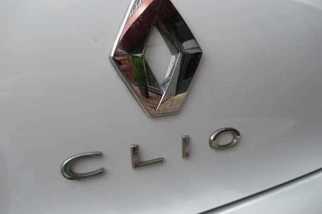 Renault Clio (2022) thumbnail 6